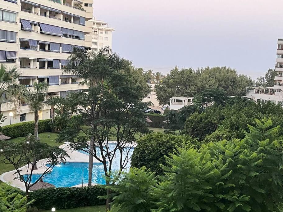 Marbella Piso En Casco Junto A Playa Piscina In Summer Season Buitenkant foto